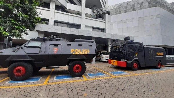 Kawal Demo KSPI, 400 Polisi Disiagakan di Depan Gedung Kemenkes