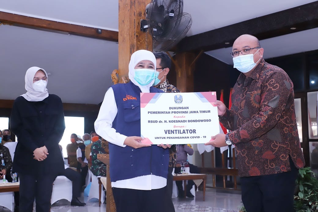 Rujukan Covid-19 Terima Bantuan Ventilator Dari Gubernur Khofifah