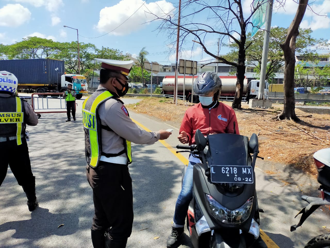 Kasat Lantas Polres Pelabujan Tg Perak Gelar Ops Cipkon Di Jl. Laksda M. Nasir