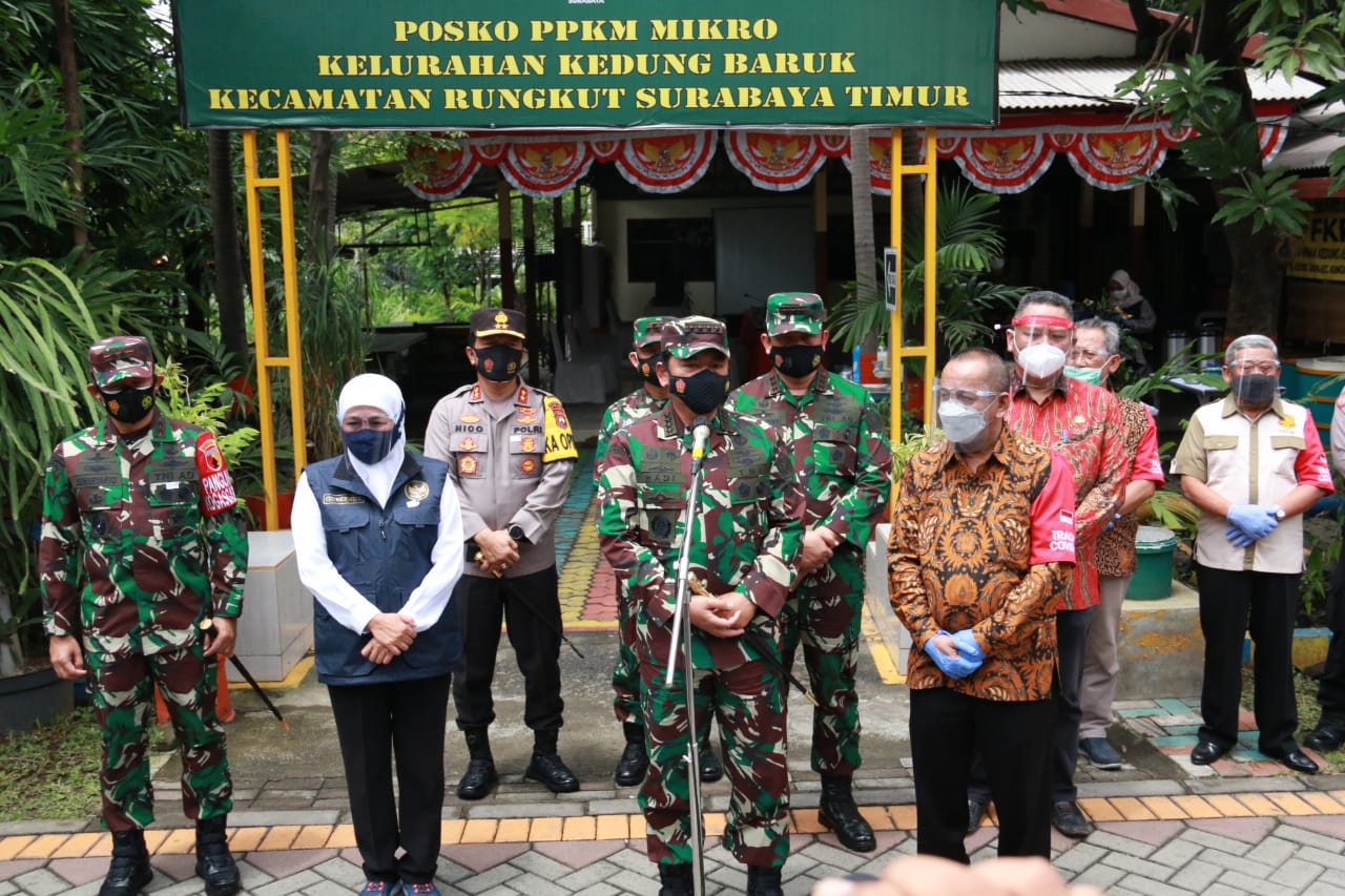 Kunker Ke Posko PPKM Mikro, Panglima TNI Intruksikan Bombardir RT Zona Merah Dengan Prokes Ketat