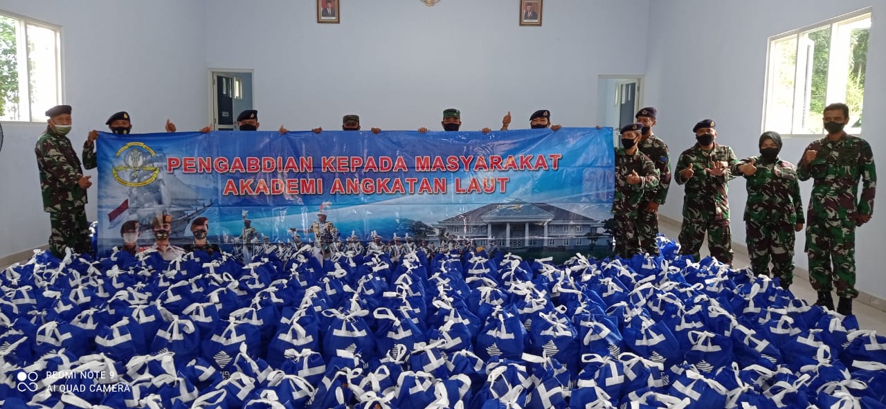 AAL Bersama Seskoal dan Lantamal V Gelar Pengabdian Masyarakat di Lamongan dan Bangkalan