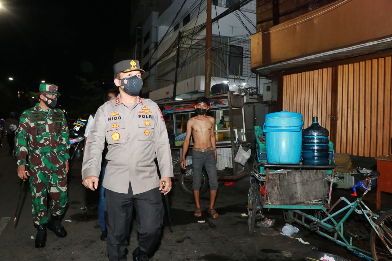 Forkopimda Jatim Sosialisasi ‘PPKM Darurat’ di Kedungdoro Surabaya