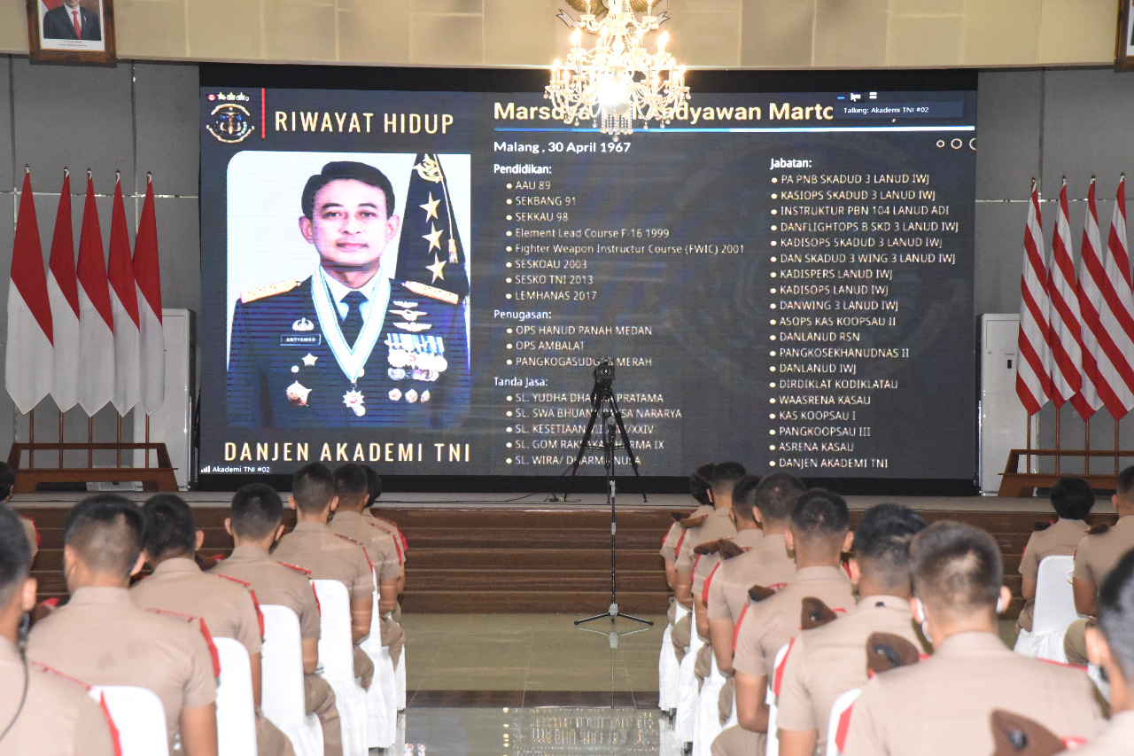 Danjen Akademi TNI dan Kalemdiklat Polri Beri Pembekalan 101 Capaja AAL Angkatan Ke-66