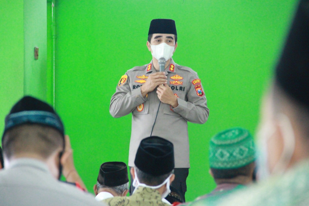 Safari Jum’at Kapolresta Mojokerto di Masjid Al-Barokah