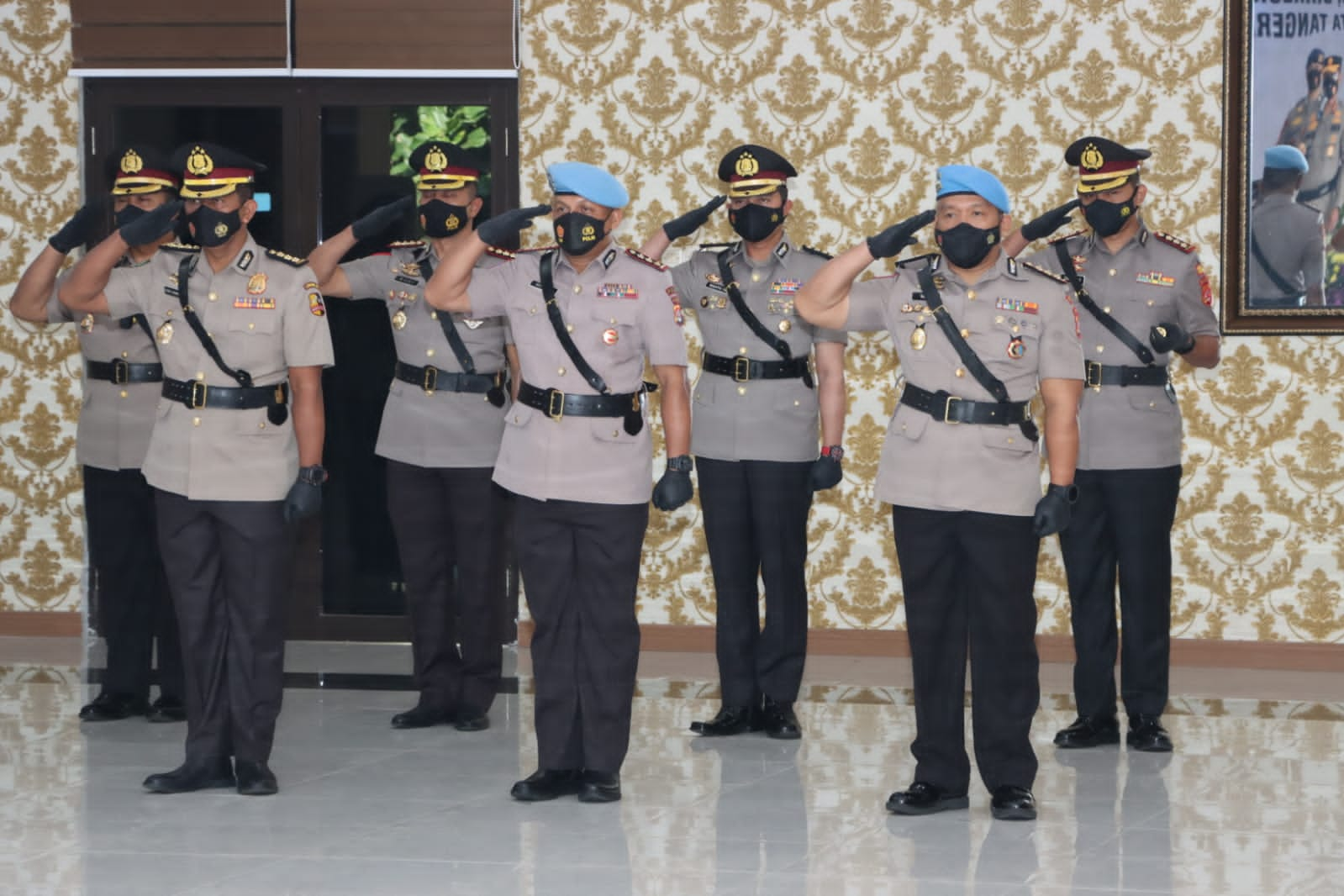 Sertijab 7 PJU Polda Banten dan Kapolresta Tangerang Dipimpin Kapolda Irjen Pol Dr. Rudy Heriyanto