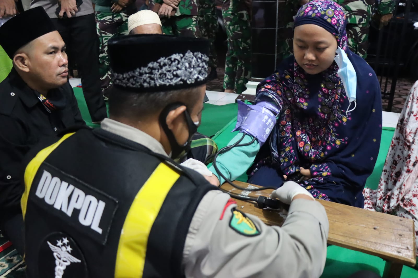 Laksanakan Program SULING, Kapolres Bondowoso dan Dandim Gelar Vaksinasi Kejar Herd Immunity