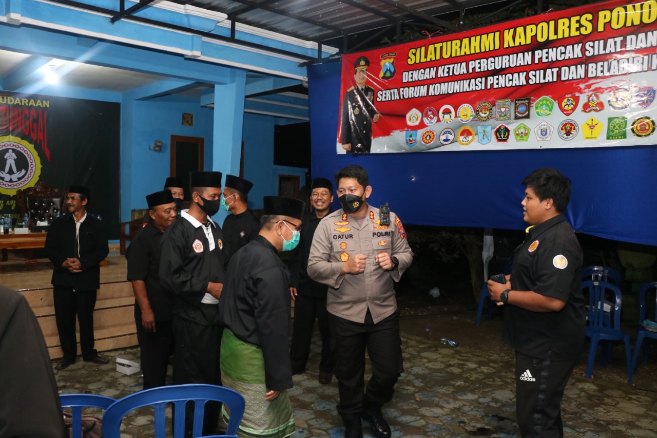 Bersama Perguruan Pencak Silat, Kapolres Ponorogo Ajak Semua Pihak Ciptakan Stabilitas Keamanan