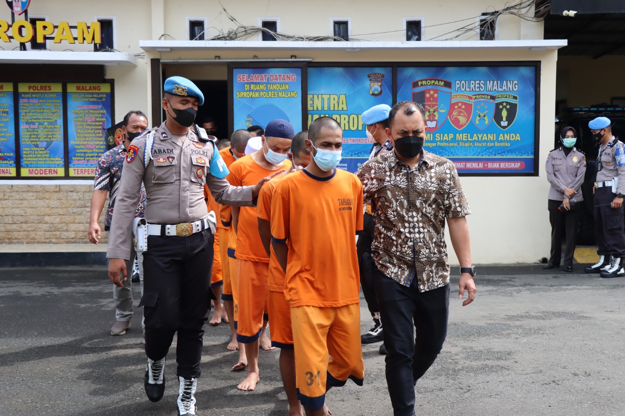 Polres Malang Berhasil Mengamankan Pengedar Sabu dan Ganja Jaringan Malang – Sumatera