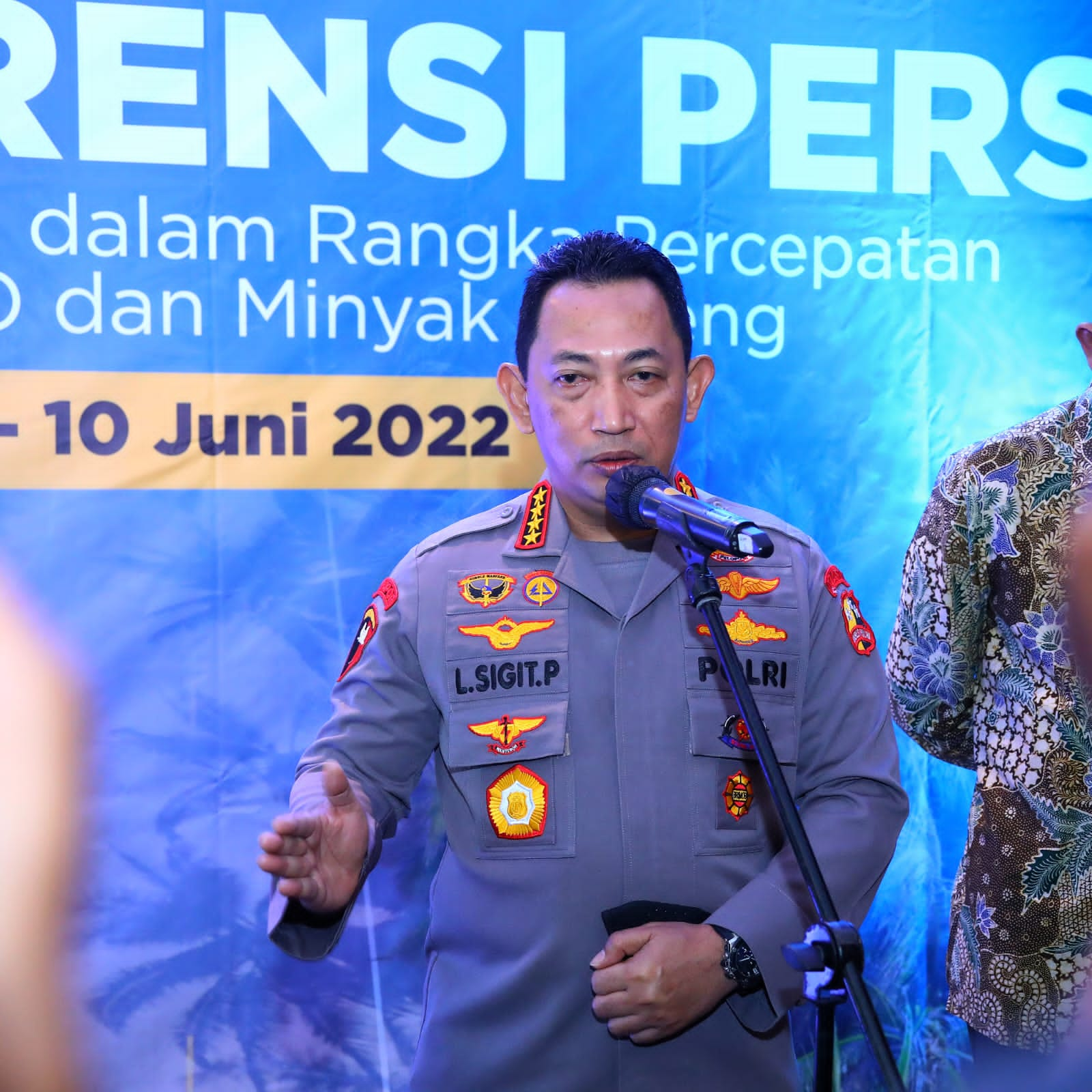 Polri Awasi 17 Ribu Pasar Pastikan Ketersediaan dan Harga Minyak Goreng Terjaga