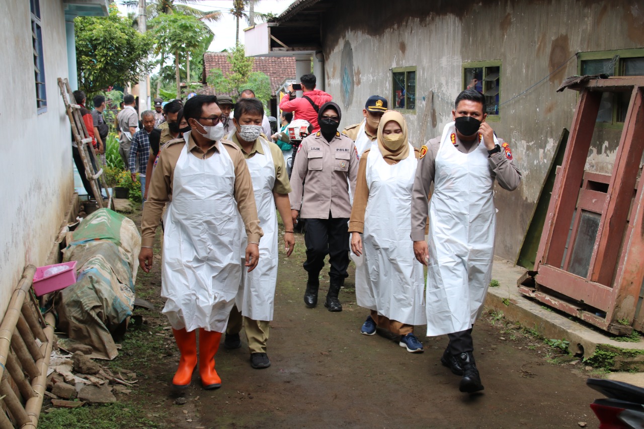 Optimalkan Penanganan PMK, Polresta Malang Kota Gelar Vaksinasi Hewan Ternak