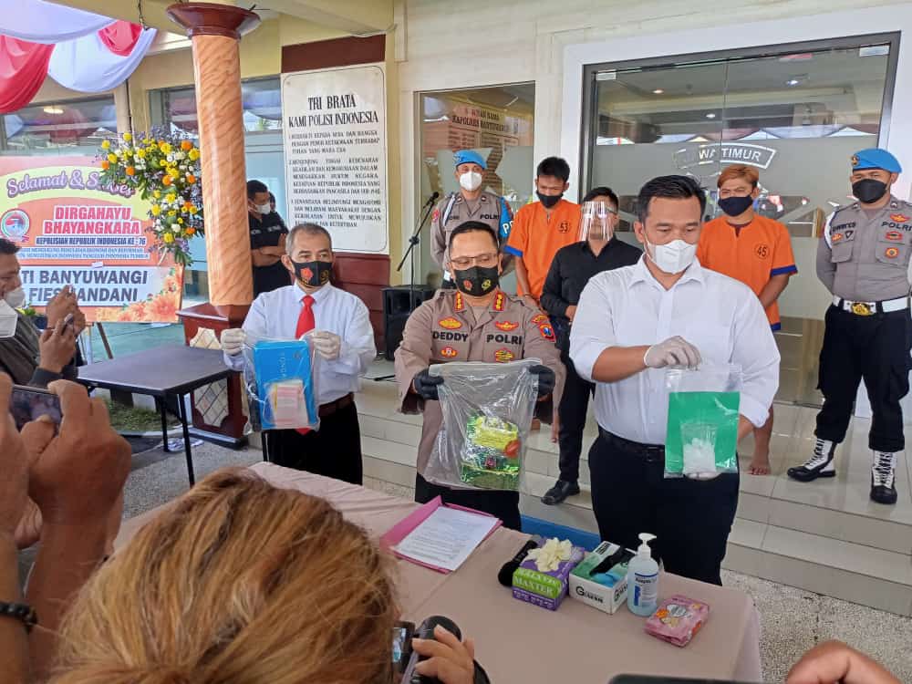 Ungkap Peredaran Narkoba di Banyuwangi, Polisi Berhasil Menyita Sabu 1 Kilogram