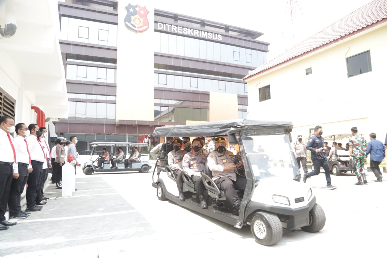 Tujuh Gedung Dan Fasilitas Baru Polda Jatim Dari Dana Hibah Pemprov Jatim Diresmikan Penggunaannya Oleh Kapolri dan Gubernur Jatim