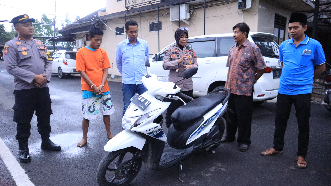 Timsus Polres Bangkalan Berhasil Menangkap Spesialis Pencuri Motor di  Pemakaman Umum