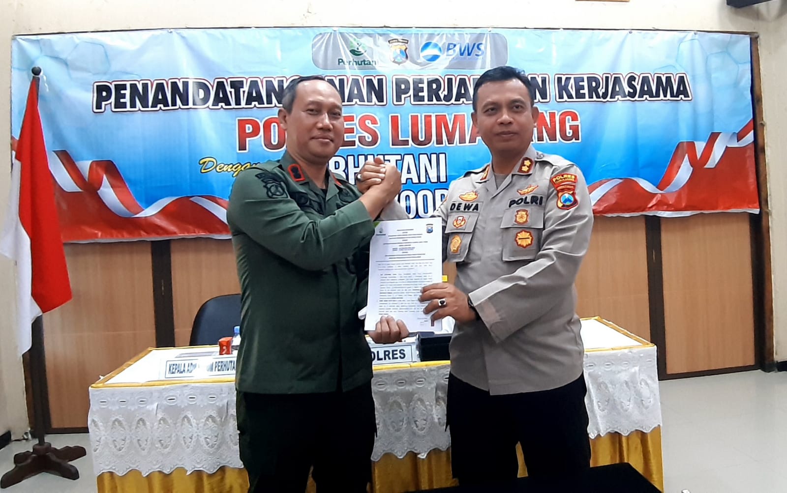 Perhutani Probolinggo dan Polres Lumajang Tandatangan PKS