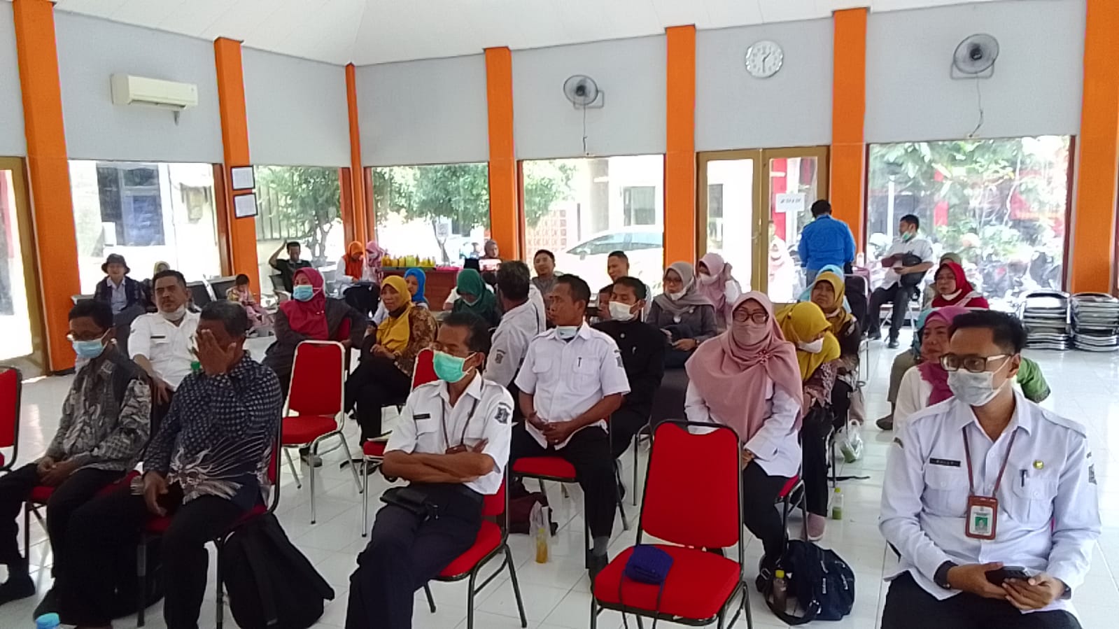 Kecamatan Bulak Pamer Program “Be S.T Room”dihadiri Prof.Ir Ridho Bayu Aji dan Tri  Endang Din. Dik. Kota Surabaya