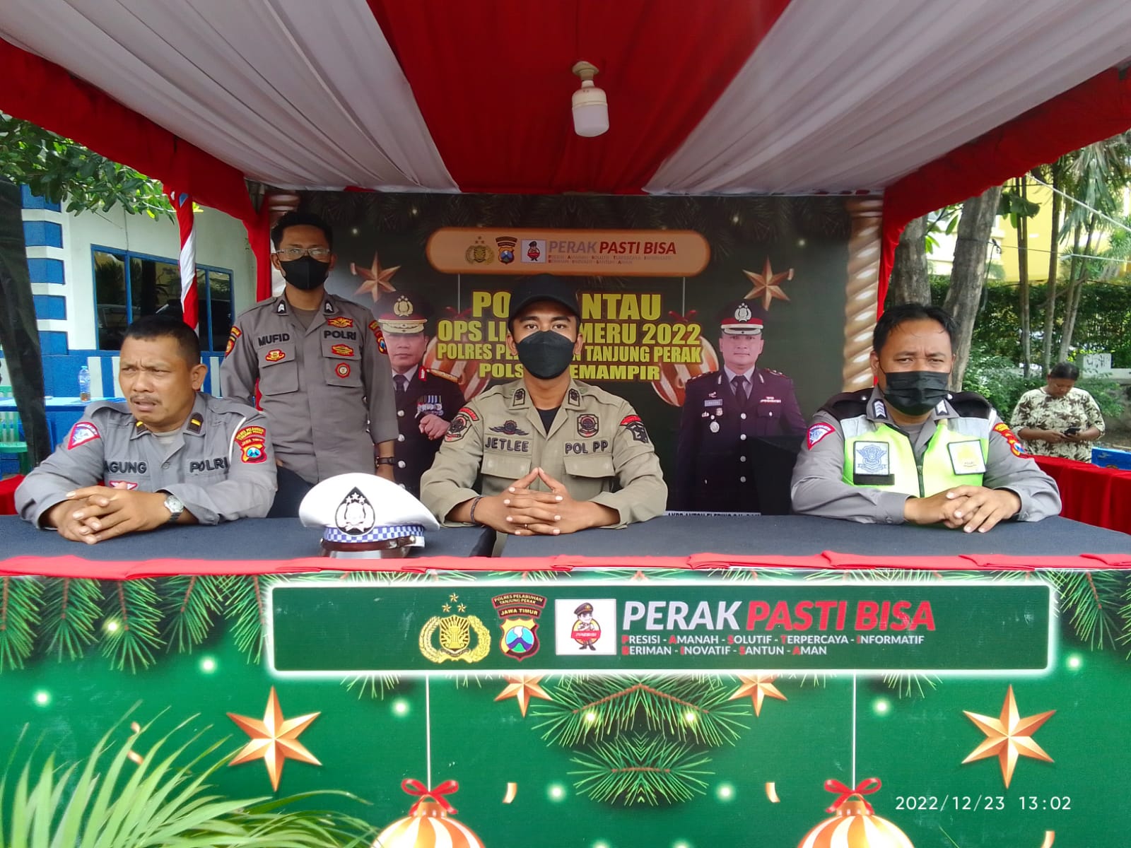 Polsek Semampir Giat Pam Pos Pantau Operasi Lilin Semeru 2022 di Bundaran Jalan Hangtuah