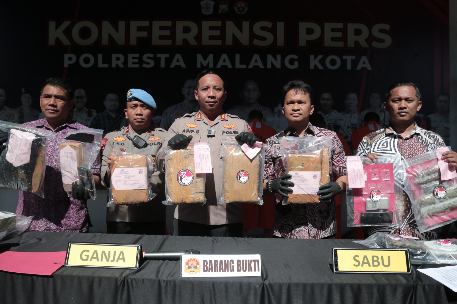 Tangkap 5 Tersangka, Polisi Malang Berhasil Ungkap Kasus Narkotika