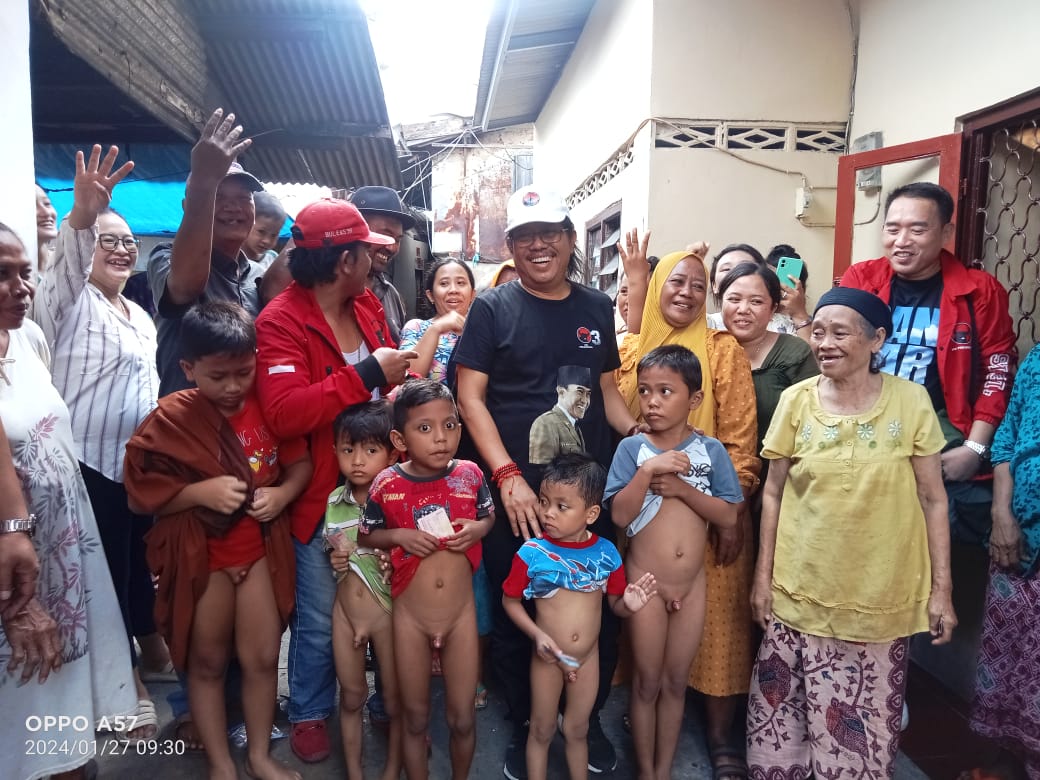 Calon Legislatif H. Budi Leksono Gelar Khitan 7 Anak Warga Kurang Mampu