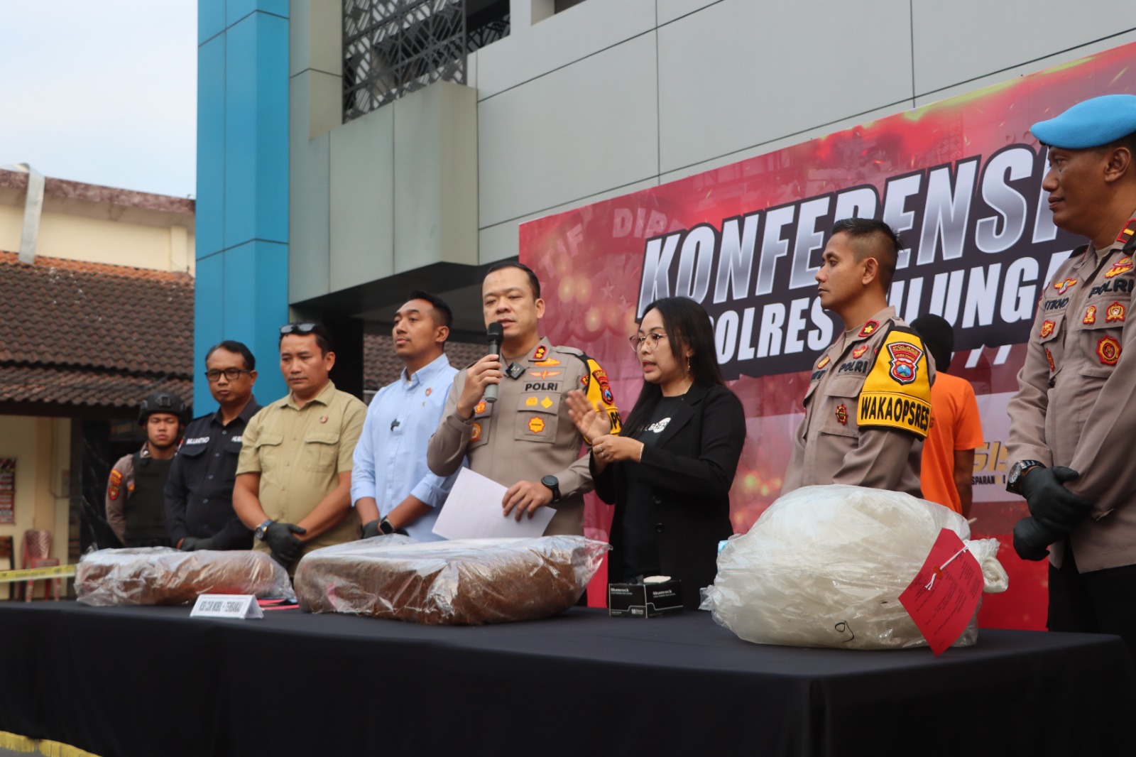 Polisi Tangkap Pencuri Mobil Bermuatan Tembakau di Tulungagung