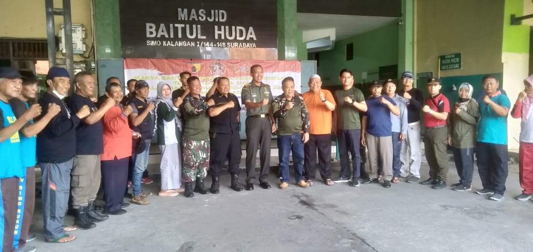 HUT TNI ke 79 Tahun, Kodim 0830 SU Gelar Bakti Sosial Pembersihan Tempat Ibadah & Sekolah