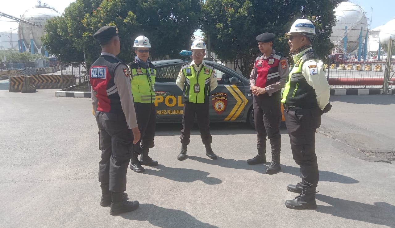 Patroli Dialogis Polres Pelabuhan Tanjung Priok Wujudkan Keharmonisan