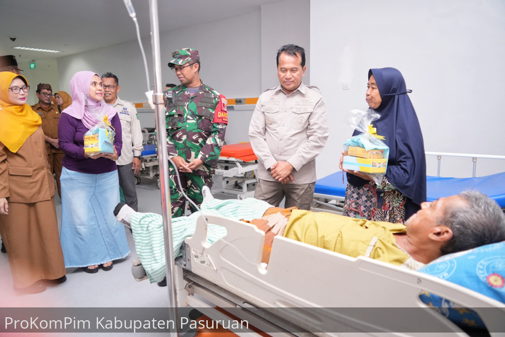 Pj Bupati Pasuruan Visitasi RSUD Bangil Pastikan Layanan Tetap Prima pada Malam Tahun Baru