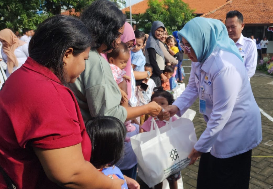 BKKBN Jatim Peduli Berbagi