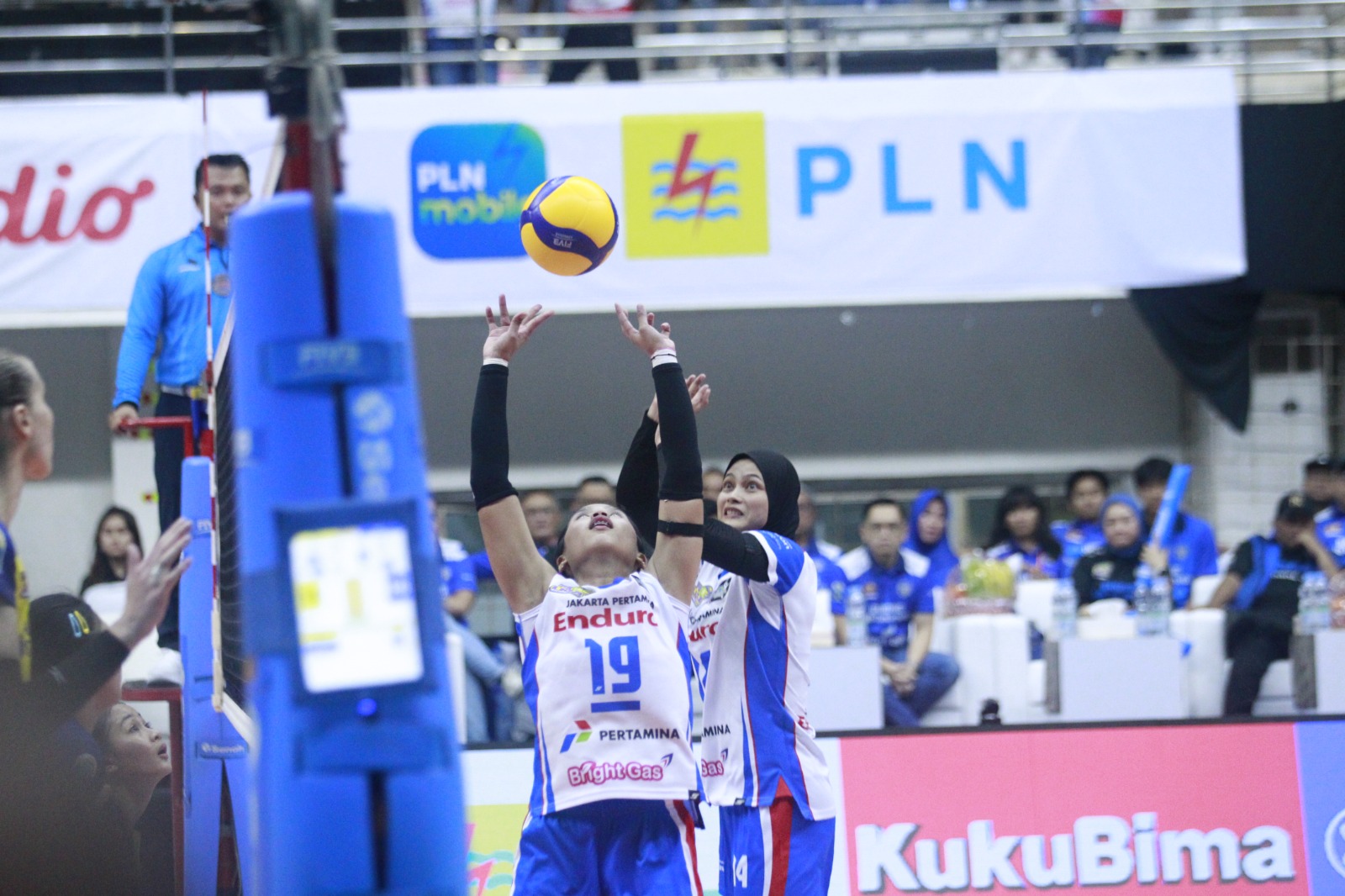 PLN Mobile Proliga 2025 : Pertamina Taklukkan Bank BJB 3-1