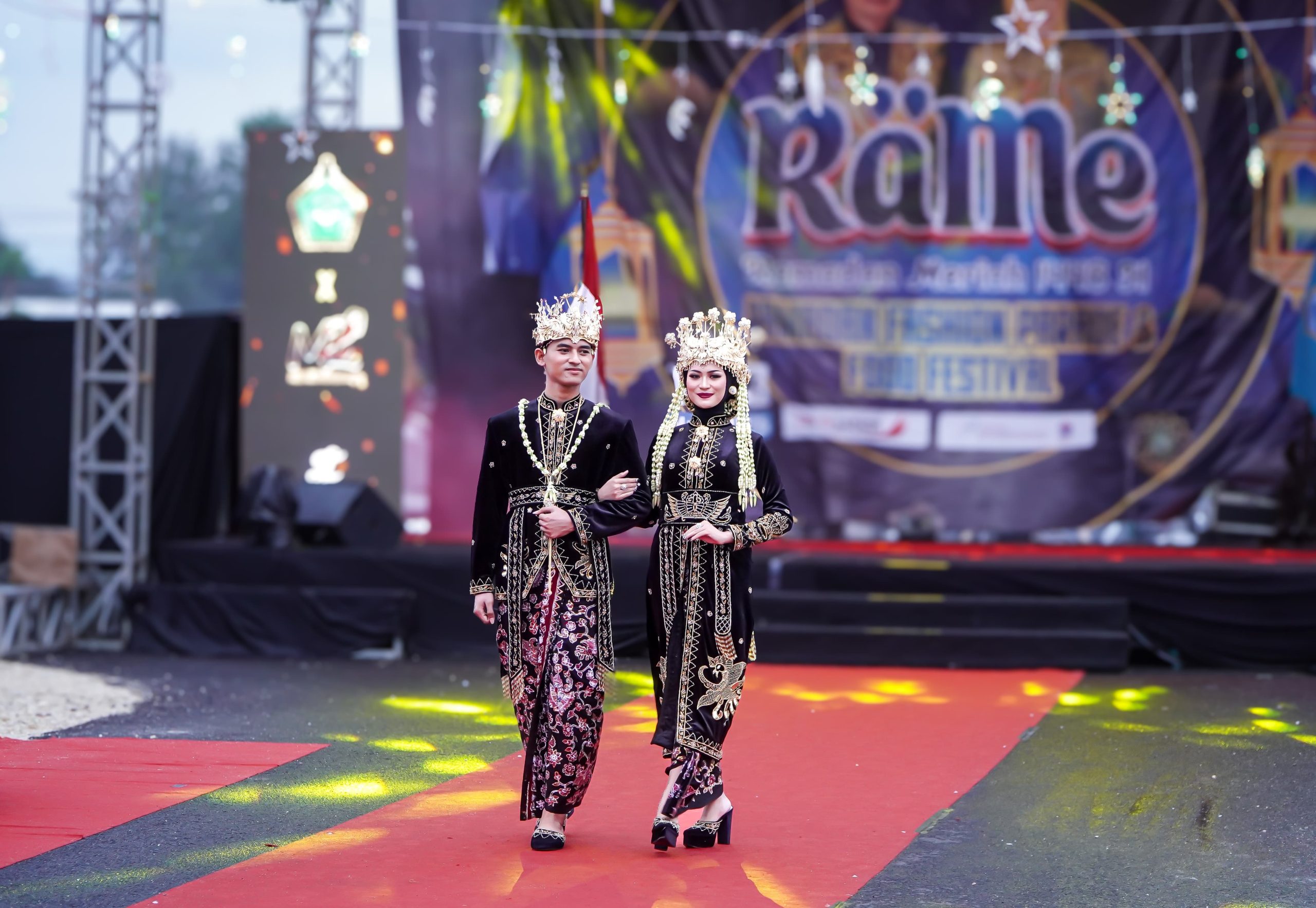 Fashion Parade Season III Wadah Ekonomi Kreatif Lamongan