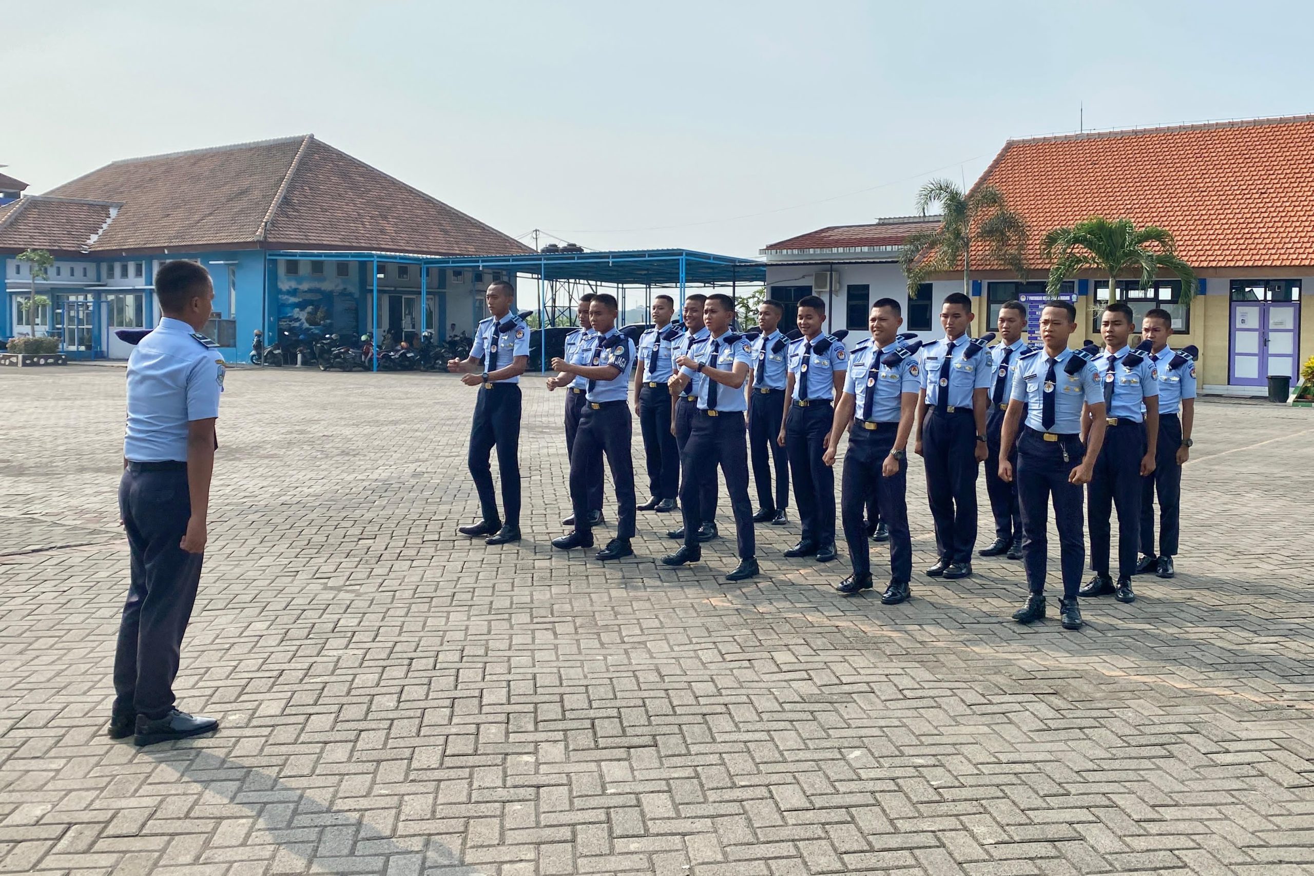 Taruna Madani, Sekolah Semi-Militer yang Tekankan Agama dan Disiplin