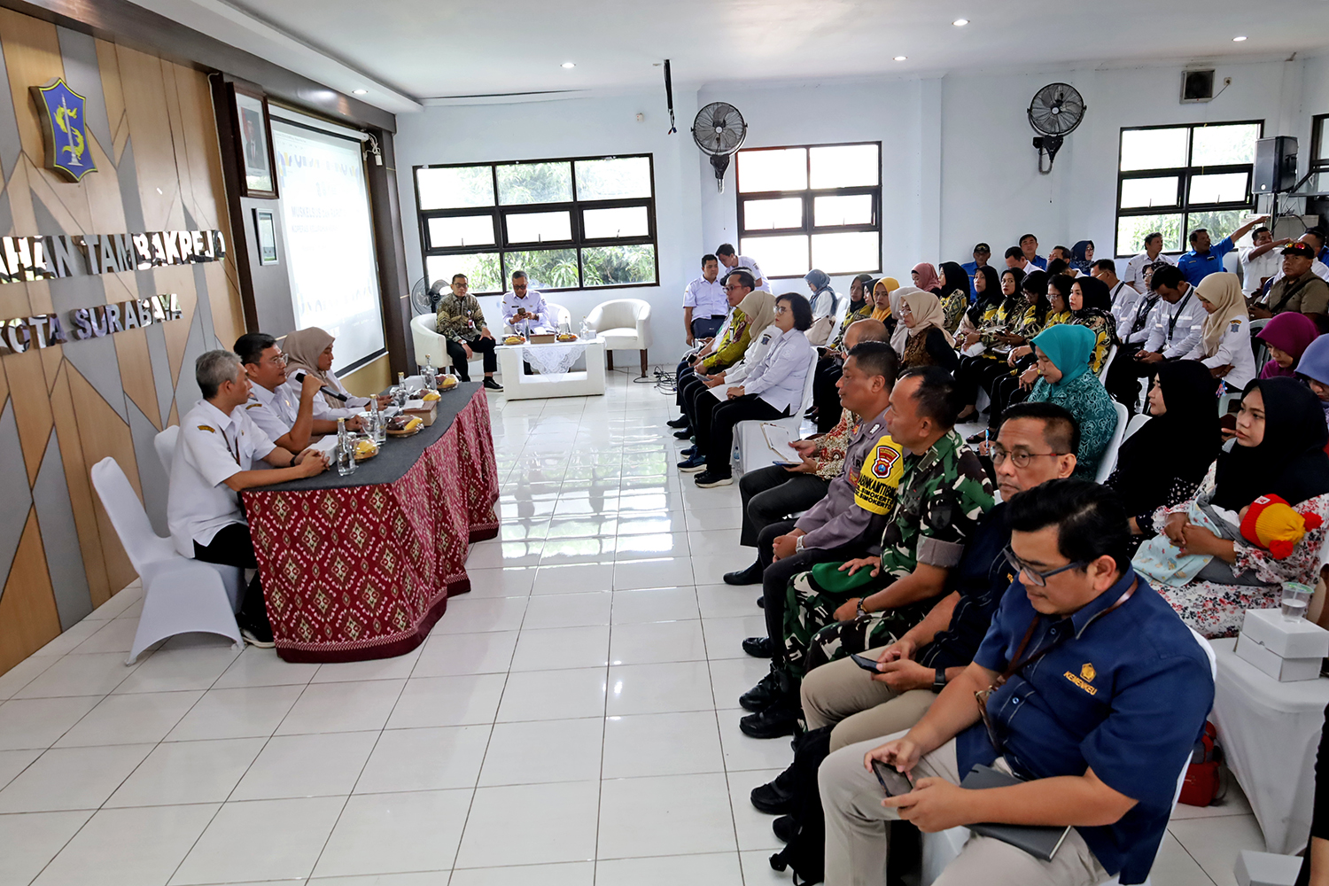 Pemkot Surabaya Jadikan 10 Kelurahan Pilot Project Koperasi Merah Putih