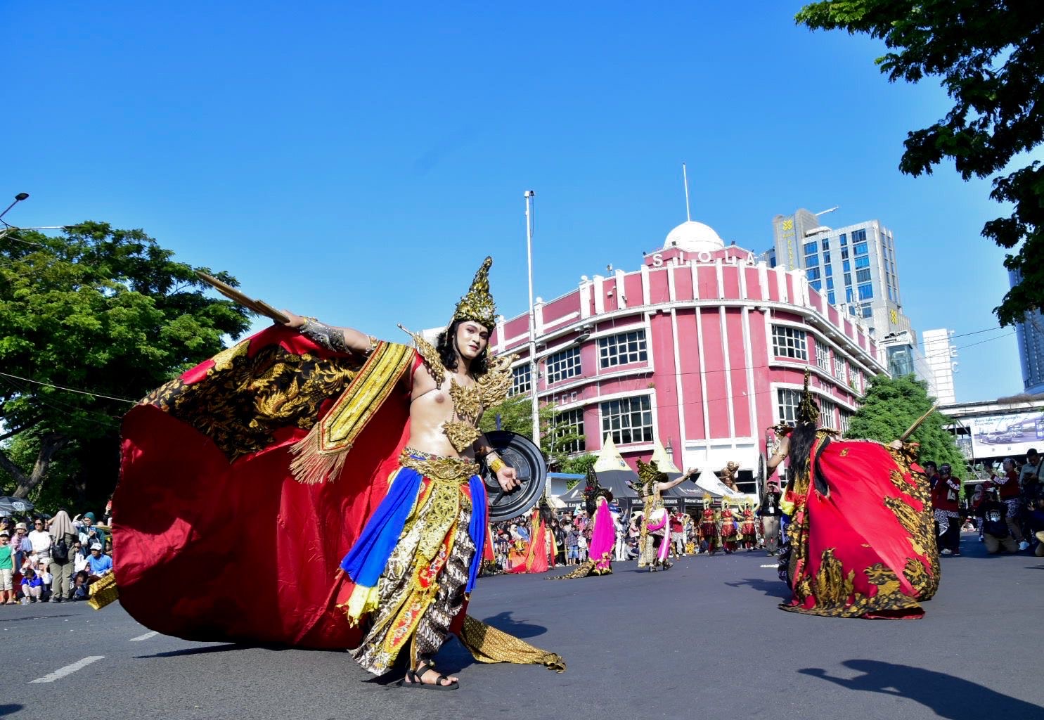 Surabaya Gelar Karnaval Budaya Munas APEKSI 2025