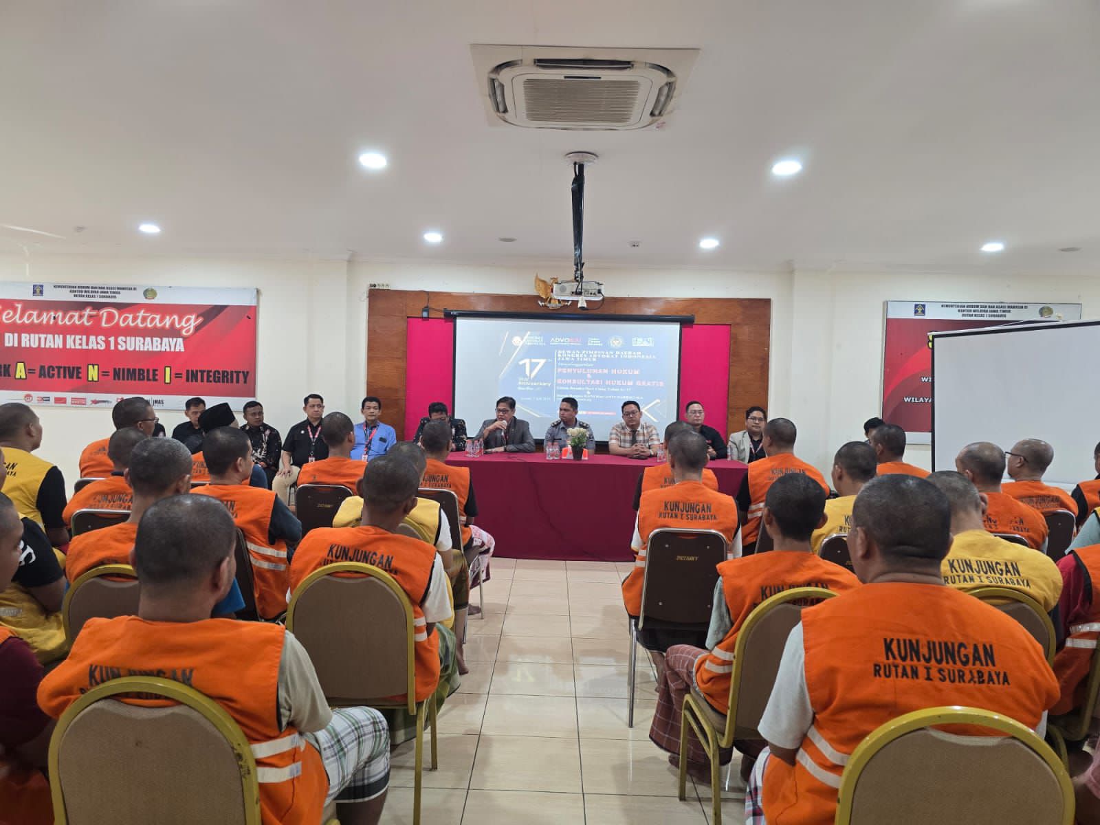 Sambut HANI 2025 dan HUT Kongres Advokat Indonesia Ke-17, LBH PLATO Bersama RUTAN Kelas I Surabaya Gelar Penyuluhan dan Konsultasi Hukum Gratis