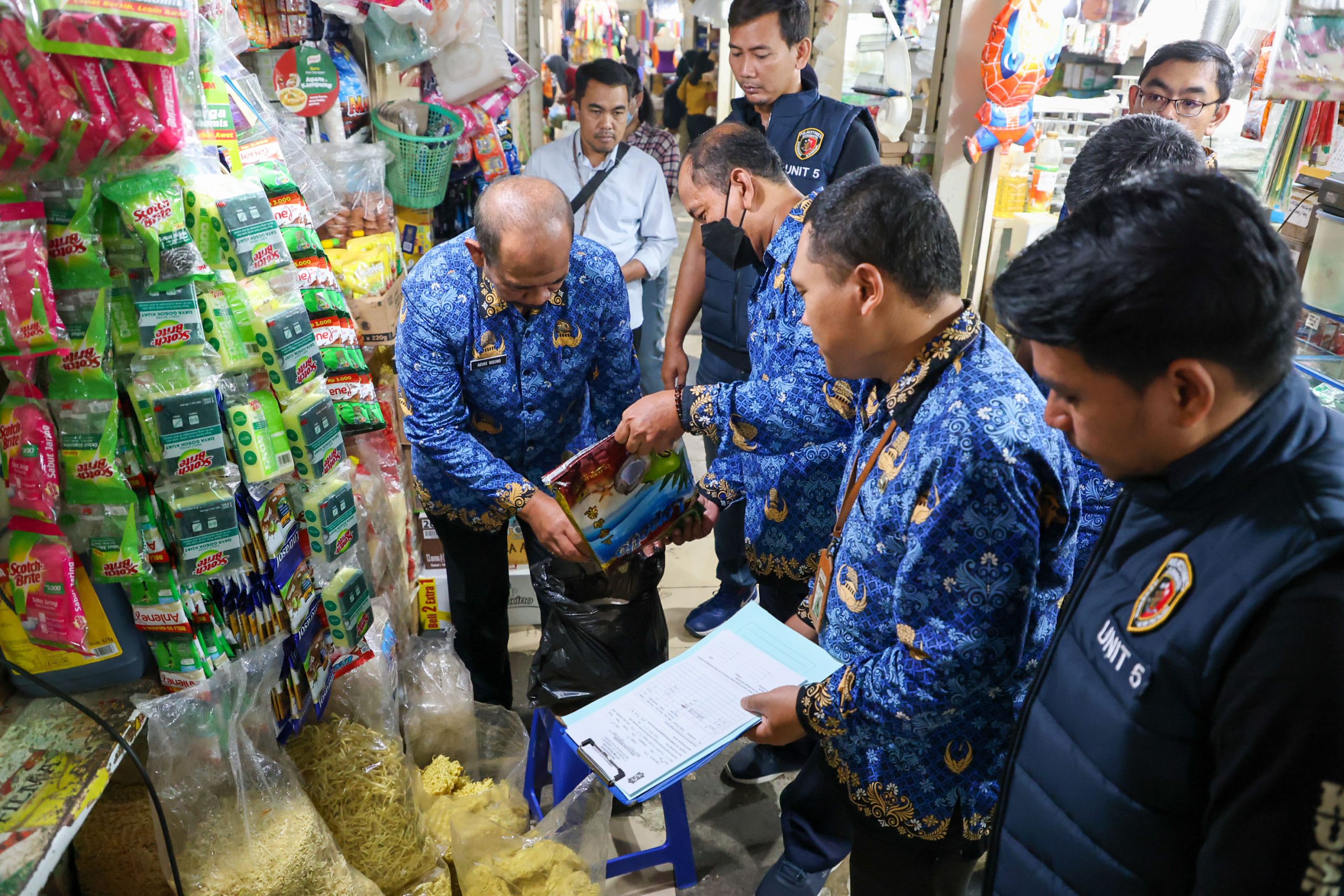 Pemkot Surabaya Pastikan Stok Beras Aman