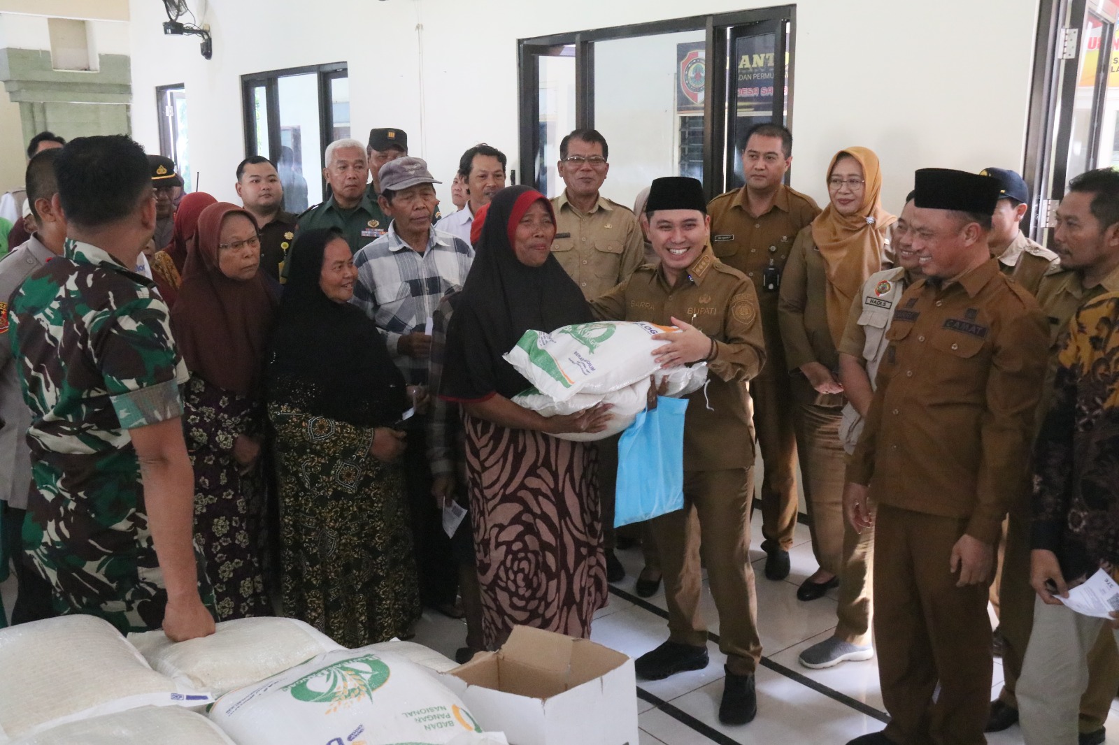 Bupati Mojokerto Luncurkan Program Penyaluran Bantuan Pangan