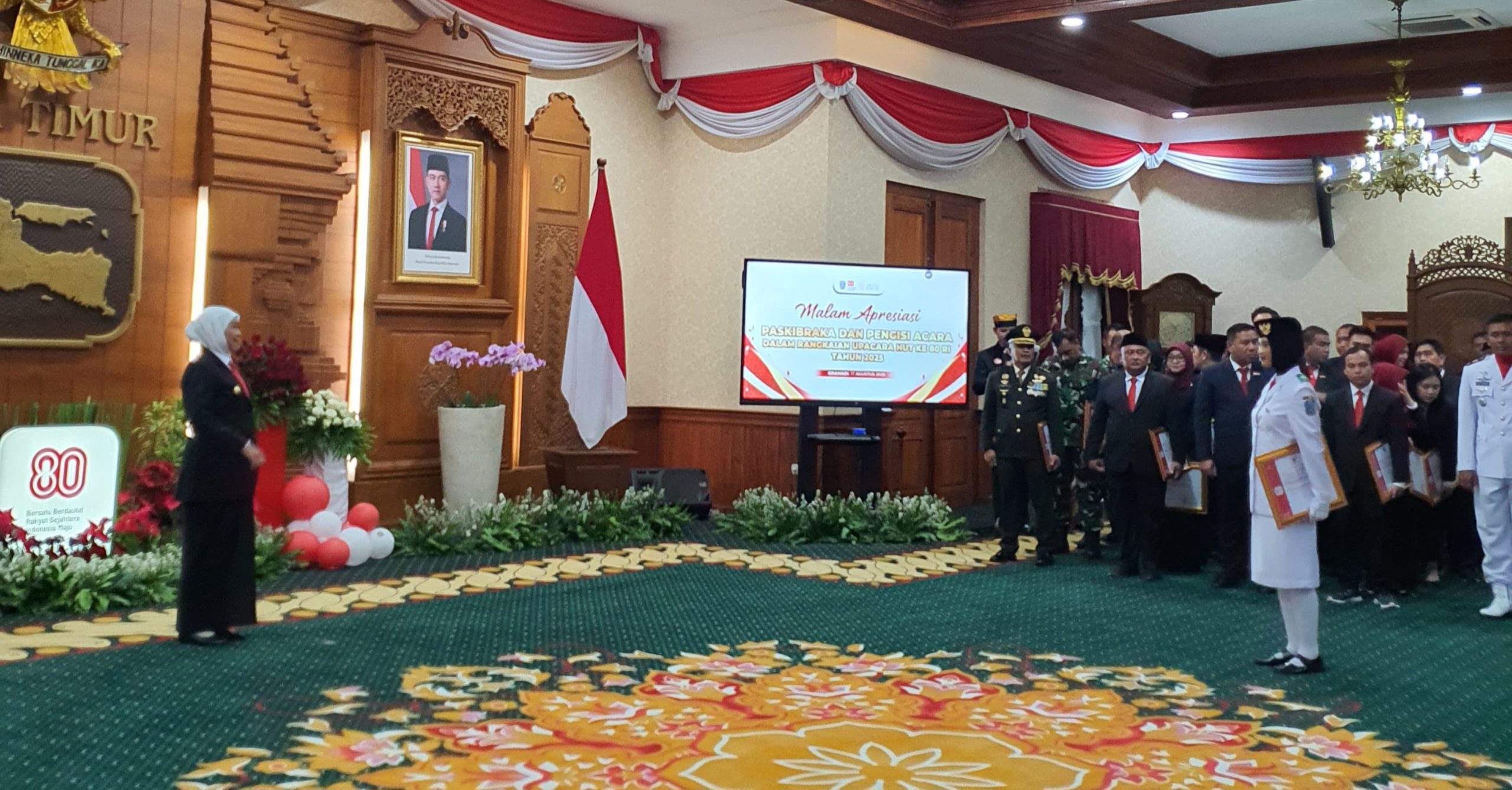 Paskibraka Jatim 2025 Resmi Dibubarkan, Gubernur Khofifah Titipkan Harapan untuk Masa Depan