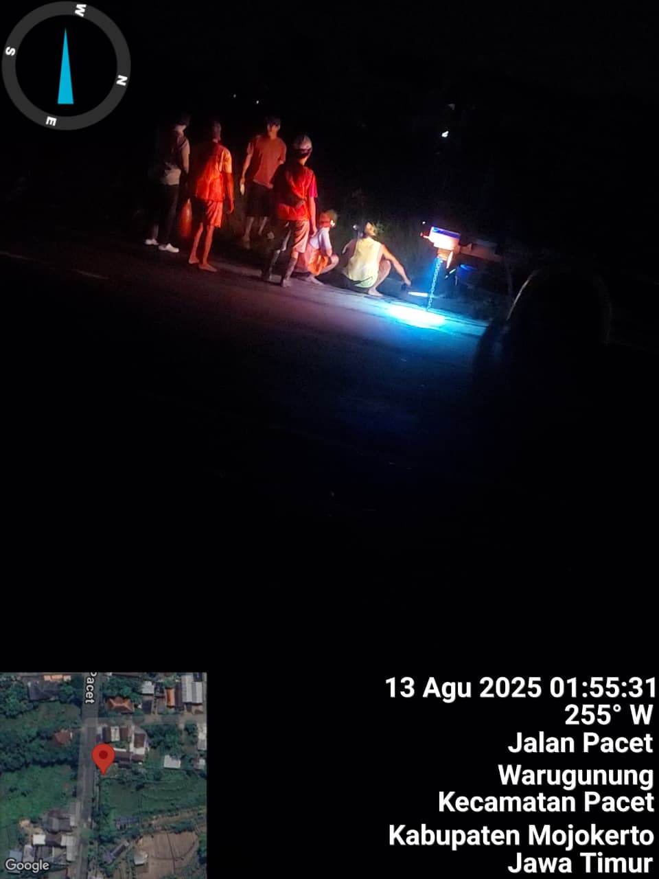 Aktivitas Proyek Penarikan Kabel Telkom PT. PRM di Pacet Mojokerto Diduga Ilegal