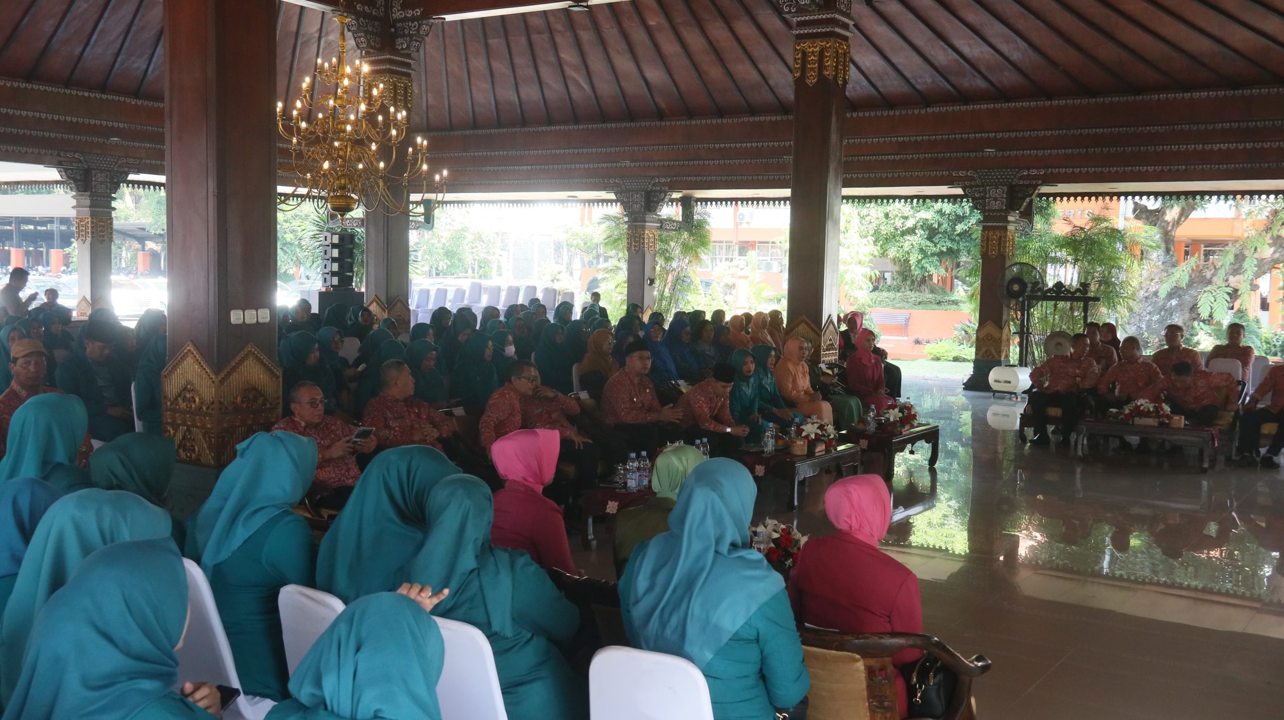 Bupati Mojokerto Komitmen Tingkatkan Sinergitas dengan PKK