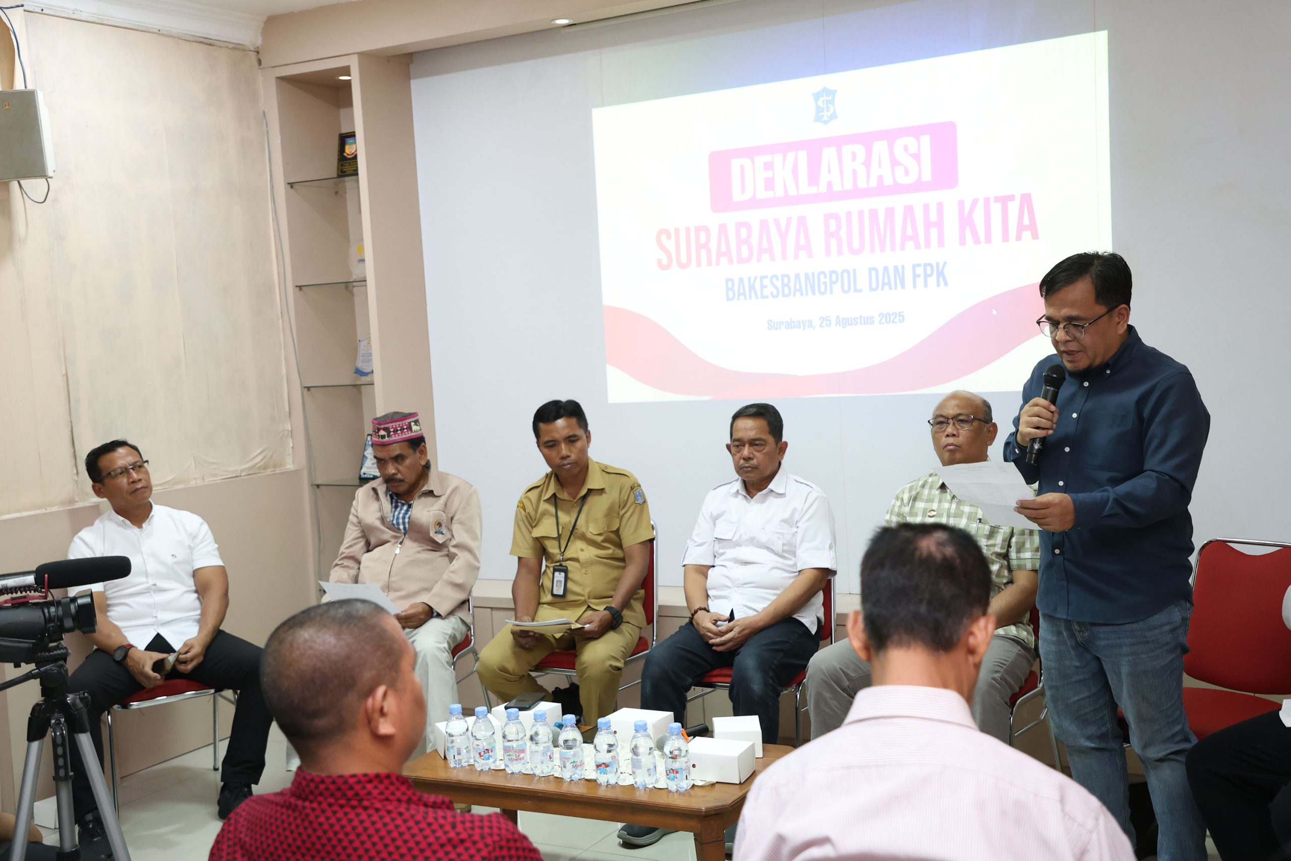 Pemkot Surabaya Bersama FPK Deklarasi “Surabaya Rumah Kita Bersama” Tegaskan Kerukunan Antar Kelompok Masyarakat