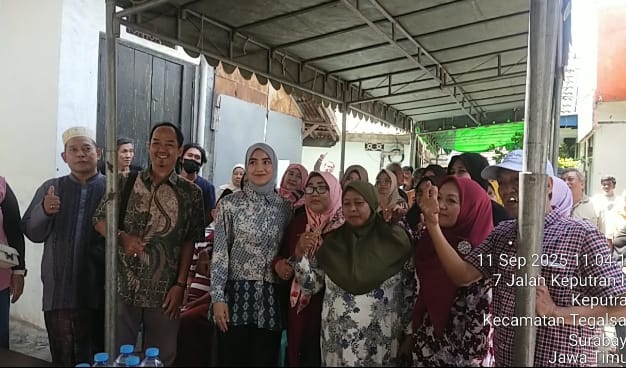 Dr. Ais Shafiyah Asfar Akrab Di Sapa Ning Ais Anggota DPRD Fraksi PKB Komisi D Mengunjungi Warga Keputran RW. 01 Kecamatan Tegalsari, Kota Surabaya