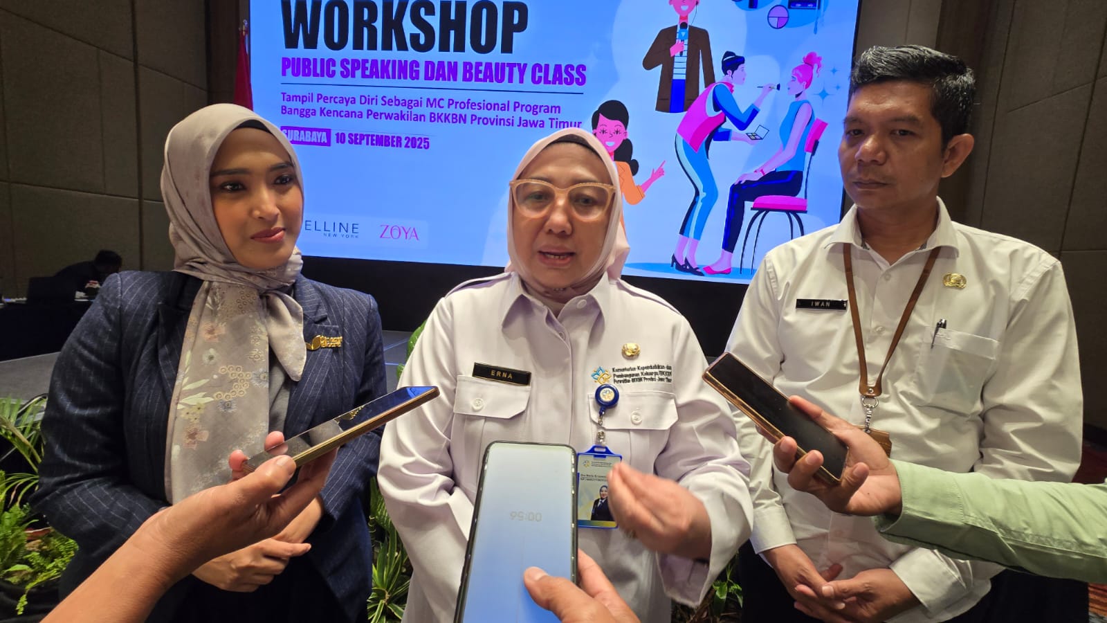 BKKBN Jatim Bekali ASN Jadi MC Profesional Lewat Public Speaking & Beauty Class