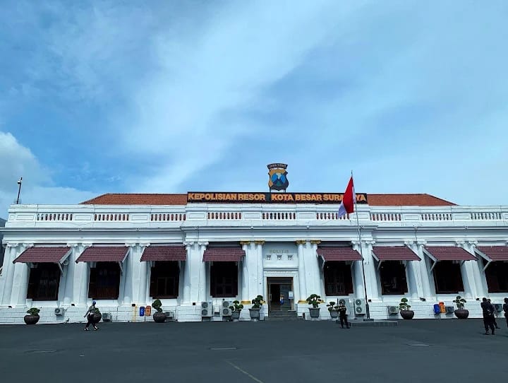 Tiga Pelaku Sindikat Penggelapan Mobil Rental Masih Ditahan, “Begini Kata Kanit Resmob Polrestabes Surabaya “