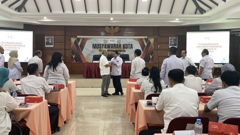 Sekda Kota Lilik Arijanto Terpilih sebagai Ketua PMI Surabaya Periode 2026-2031