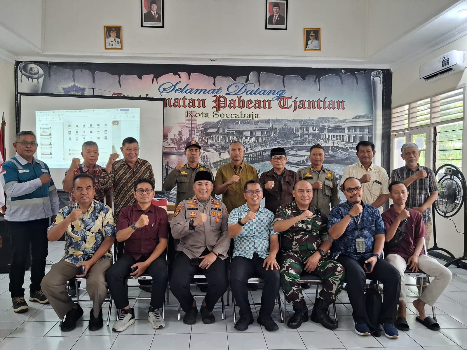 Rapat Koordinasi Pengamanan Nataru 2025–2026 di Pabean Cantikan, Polsek Tekankan Sinergitas dan Kesiapsiagaan
