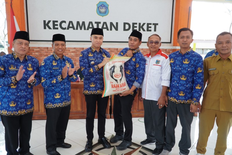 Lima Ton Beras Disalurkan Di Wilayah Deket Terdampak Bencana Hidrometeorolog