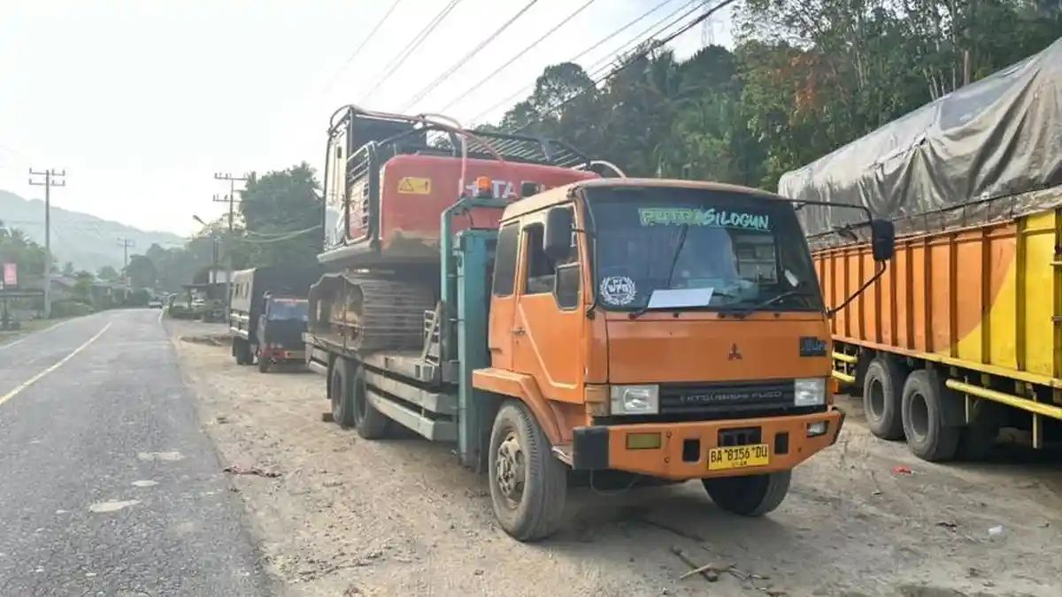 Diduga Untuk Tambang Emas Ilegal, Polda Sumut Amankan 2 Ekskavator di Mandailing Natal