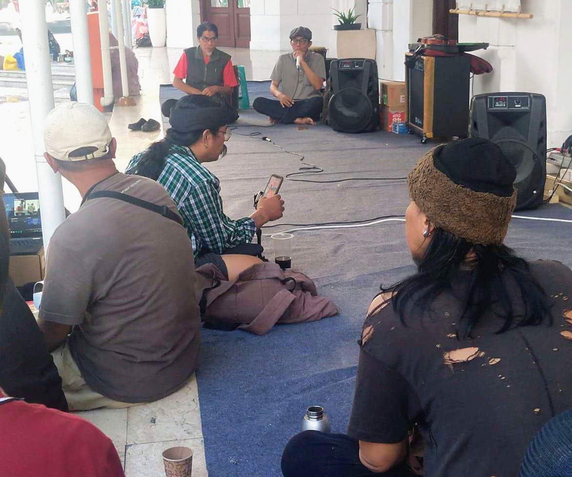 Polemik DKS dan Pemkot Surabaya Menguat, Seniman Gelar Talk Show di Balai Pemuda